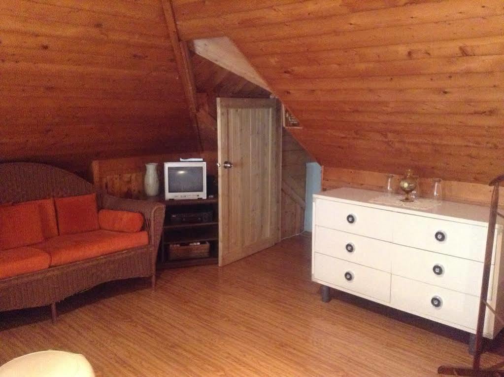 Gite Macdale B&B Paspebiac Экстерьер фото